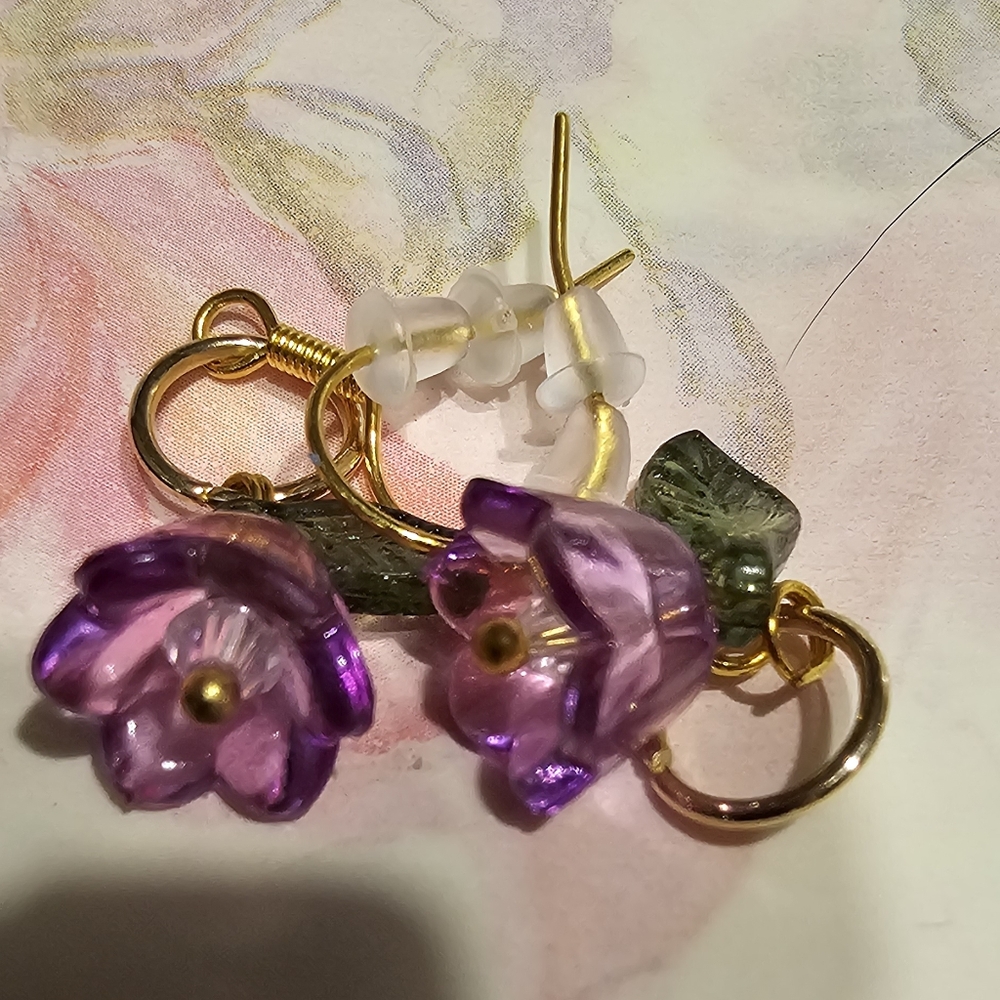 Beautiful purple minimalist earrings